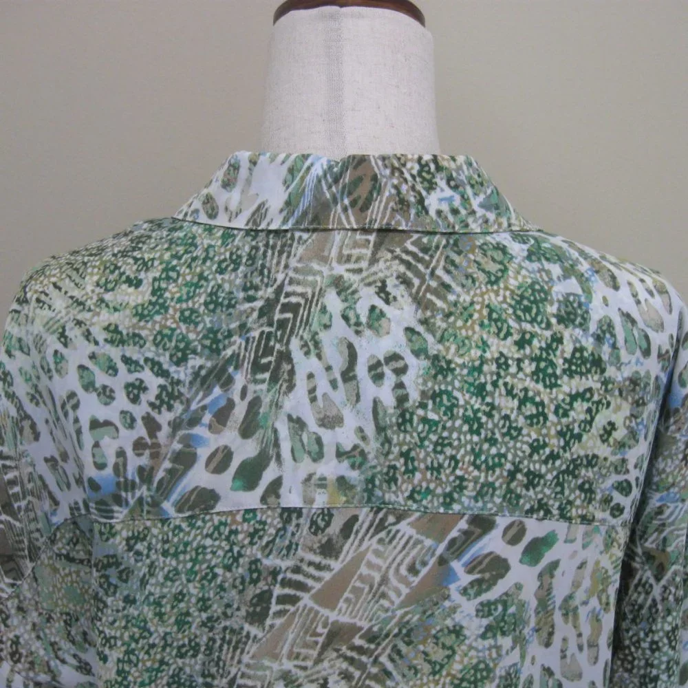 Chicos Animal Print Chiffon Tunic Blouse sz M Jeweled Collar Green Beige - Picture 10 of 12